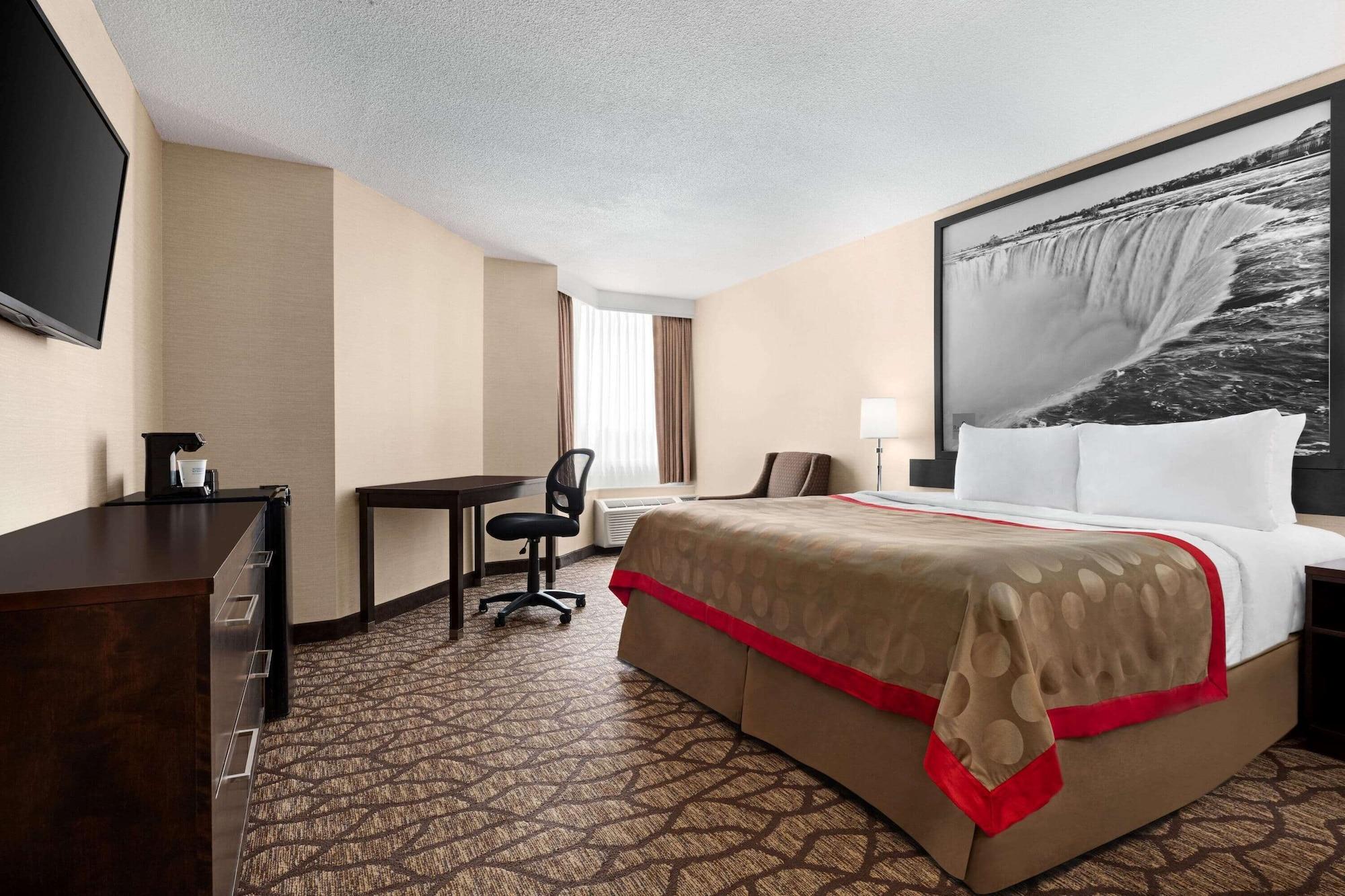 Ramada By Wyndham Niagara Falls Near The Falls Zewnętrze zdjęcie